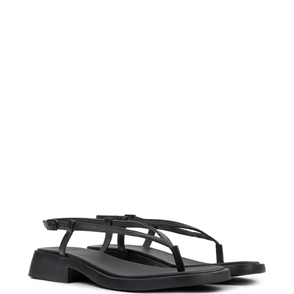 Сандалии Dana с пряжками Сандалии Dana с пряжками