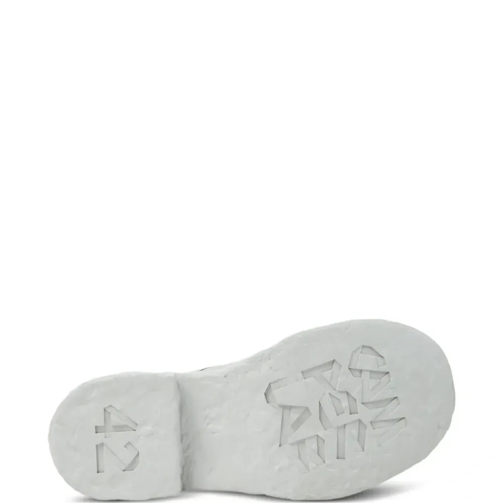 Туфли Vamonos на шнуровке