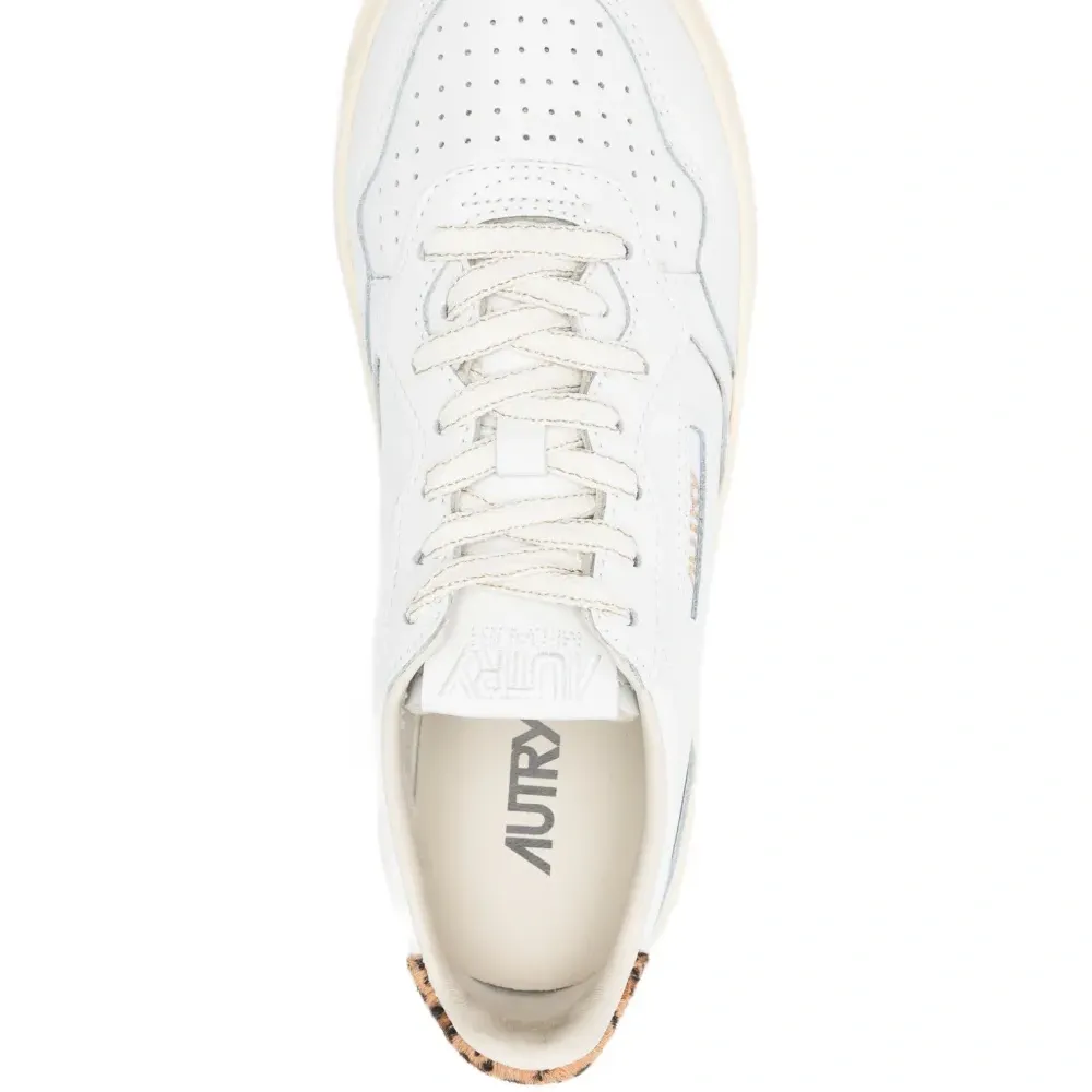 Кроссовки Medalist на платформе с леопардовыми вставками Кроссовки Medalist на платформе с леопардовыми вставками