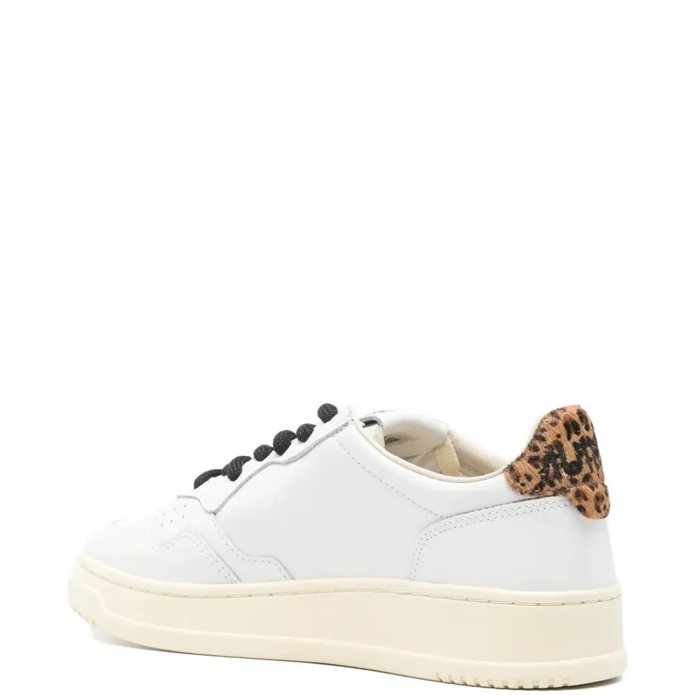 Кроссовки Medalist с леопардовыми вставками и шнуровкой