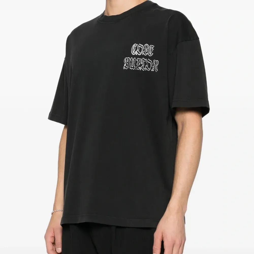 Футболка с принтом логотипа