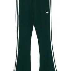 Зеленые спортивные брюки