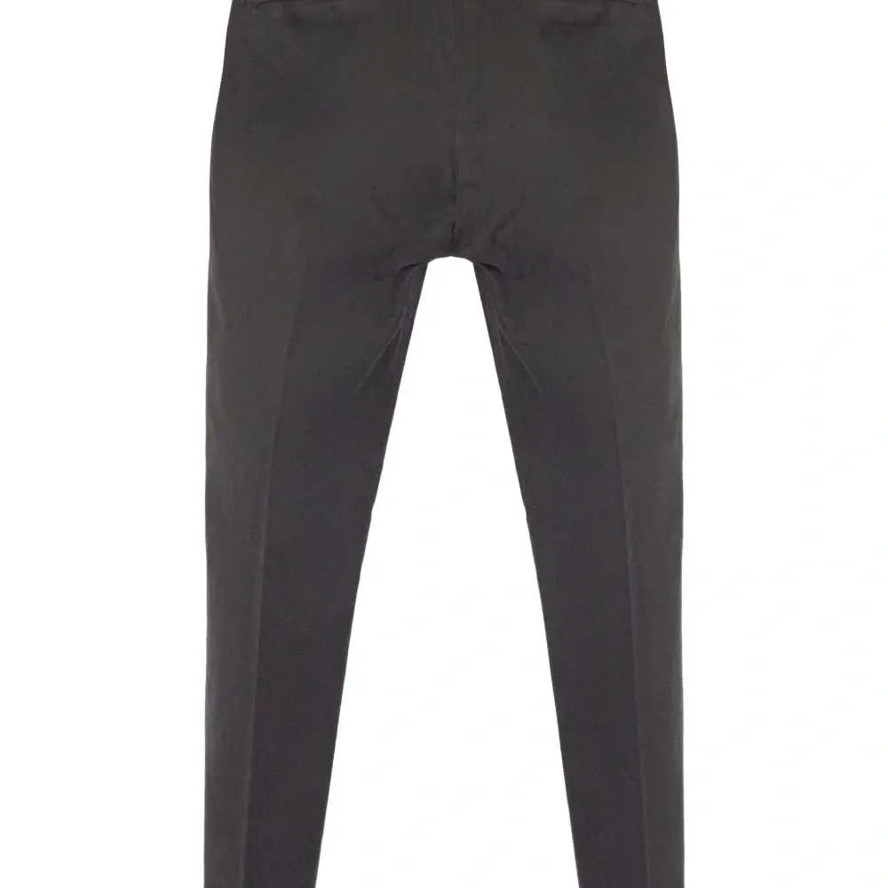 Брюки на пуговицах