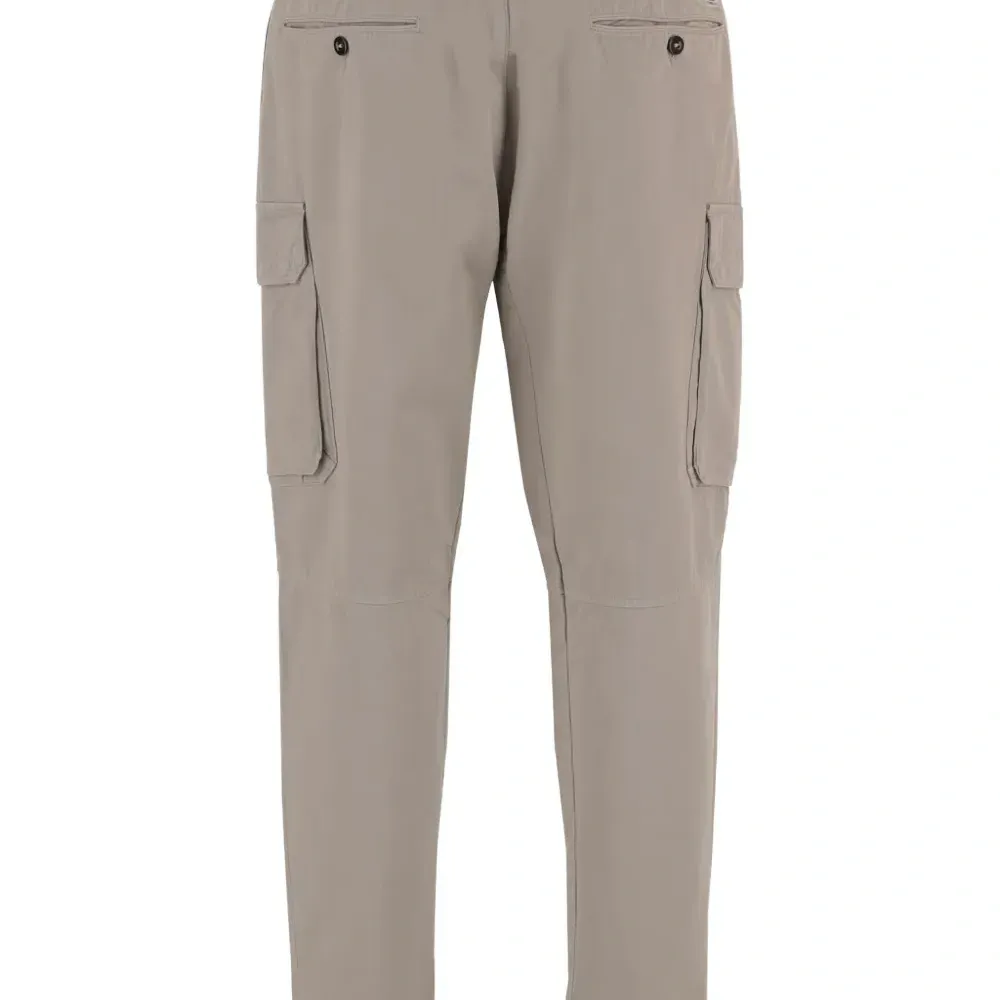 Брюки прямого кроя с карманами карго