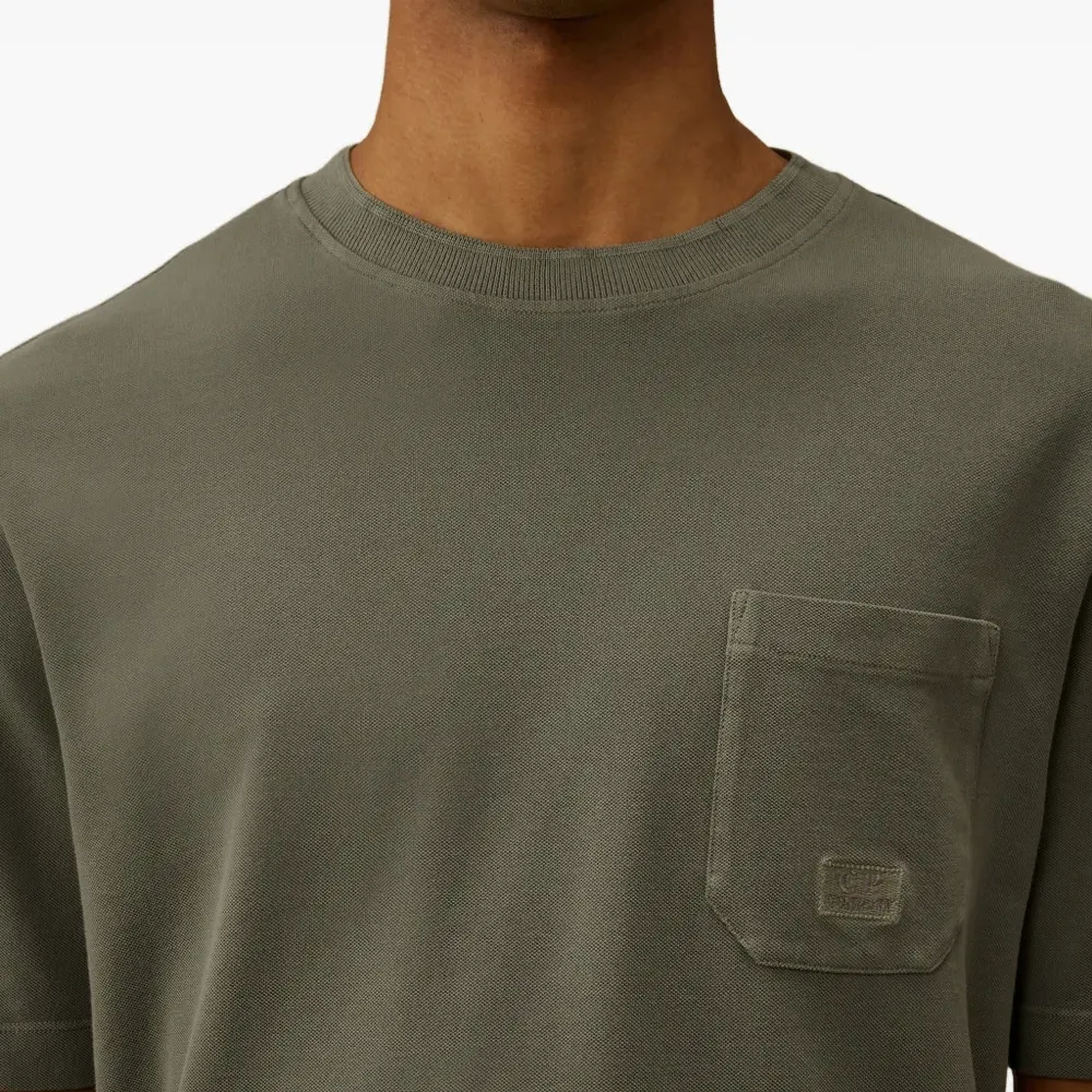 Футболка с круглым вырезом и карманом