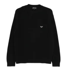 Свитер с нашивкой-логотипом