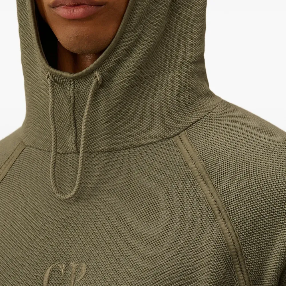 Худи с вышитым логотипом Худи с вышитым логотипом