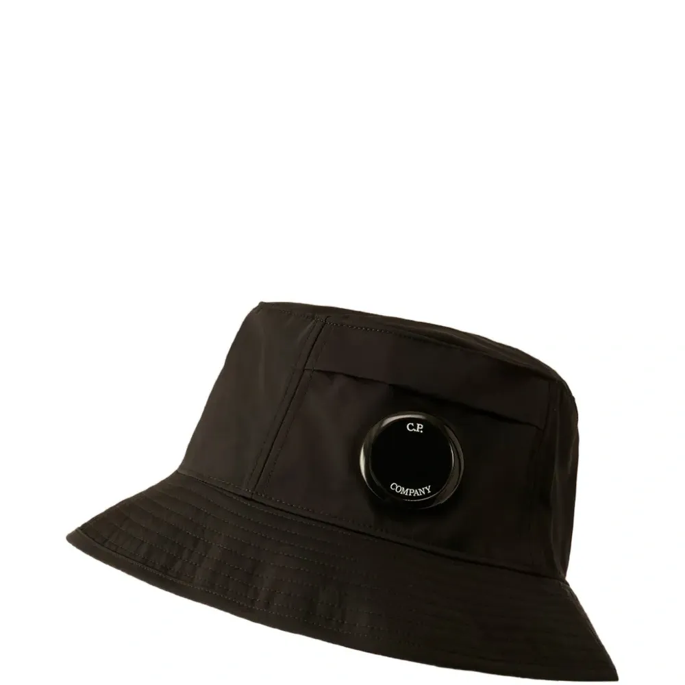 Панама с нашивкой-логотипом