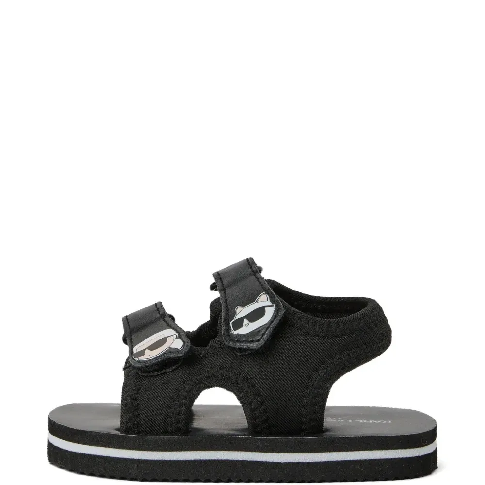 Босоножки с логотипом