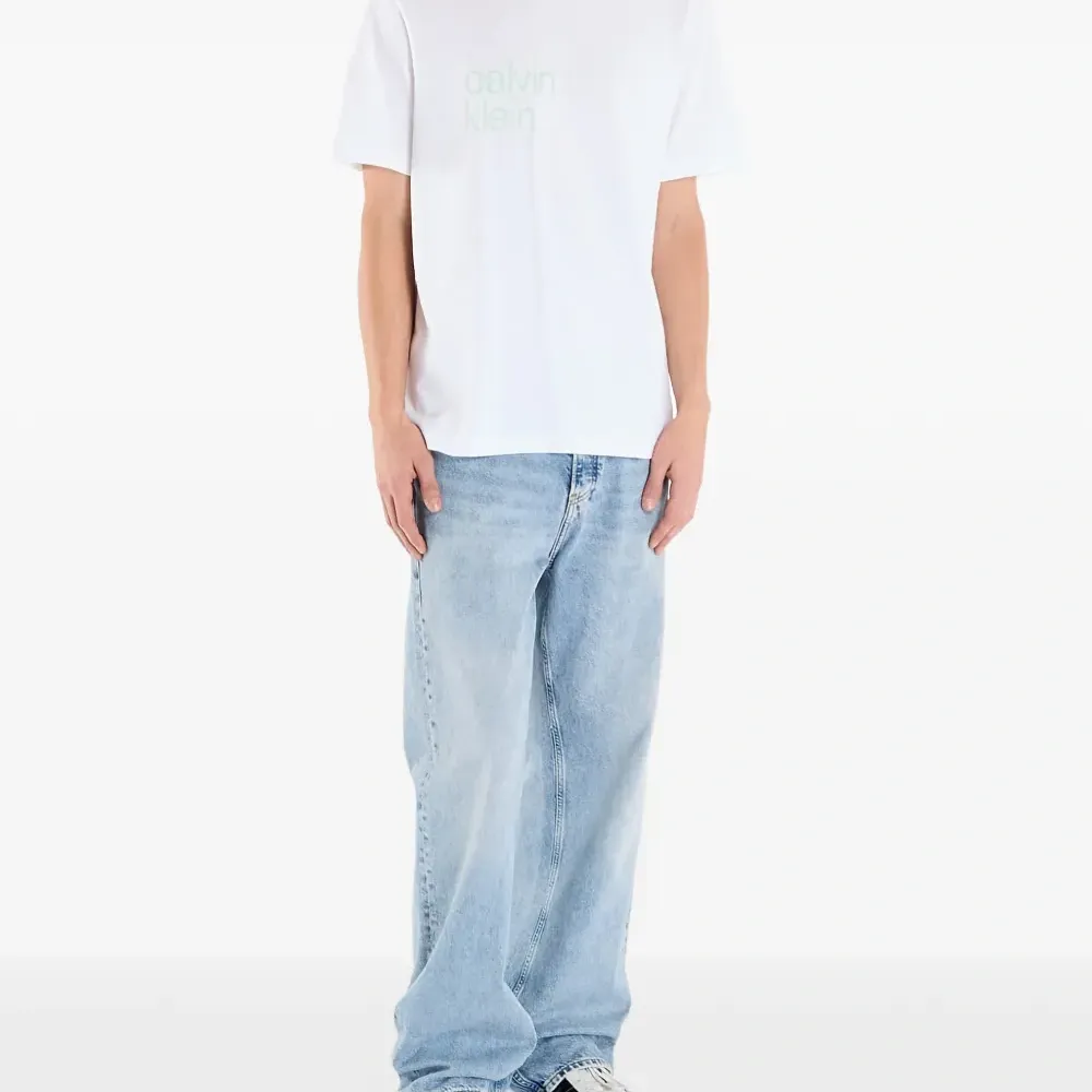 Футболка с принтом