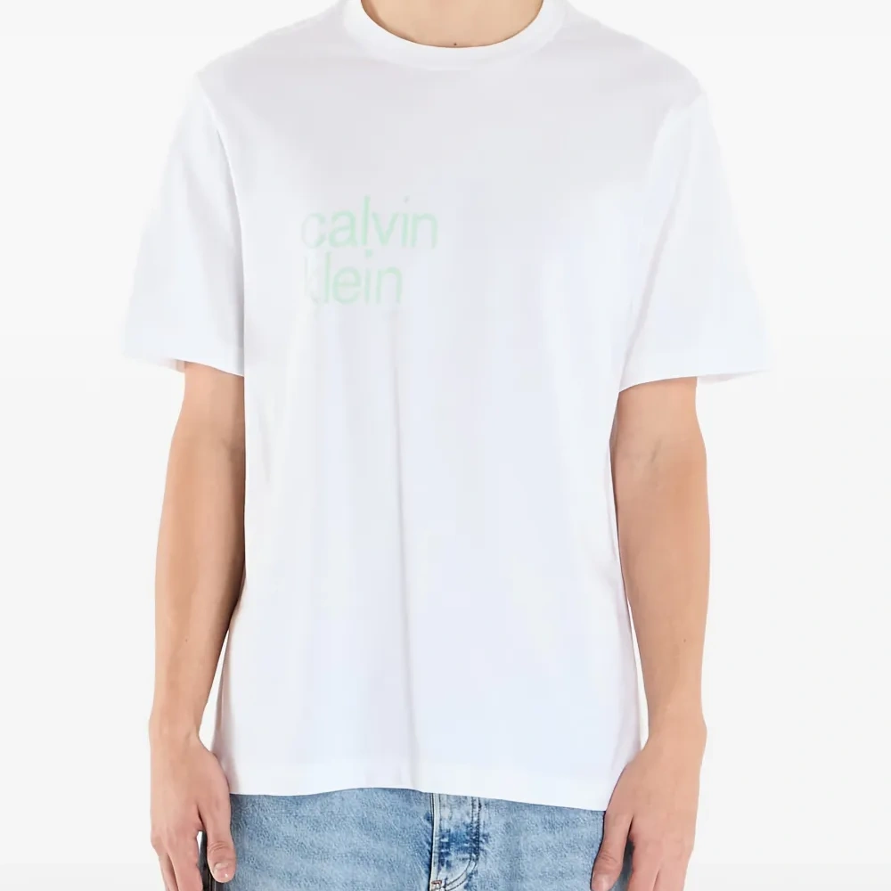 Футболка с принтом