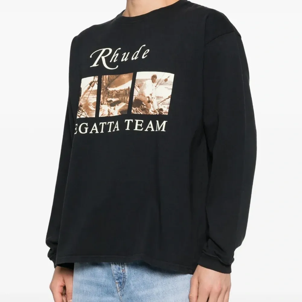 Футболка с графичным принтом