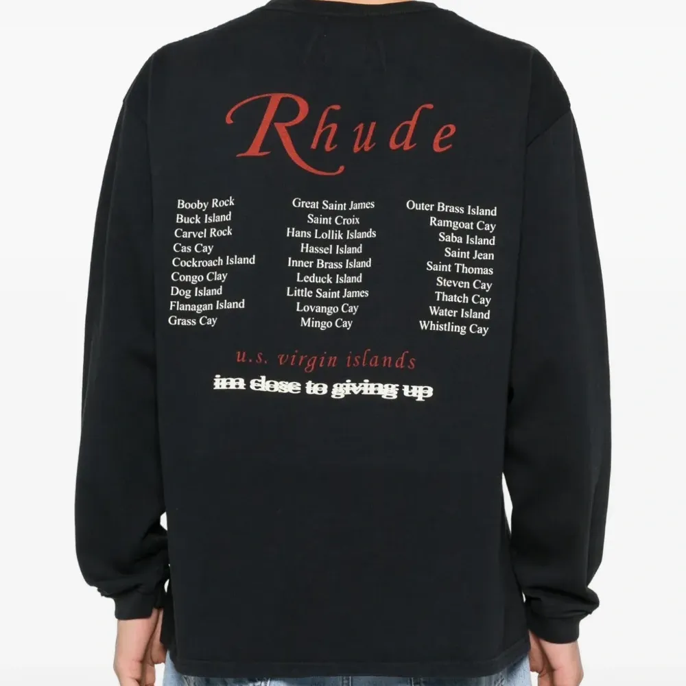 Футболка с графичным принтом