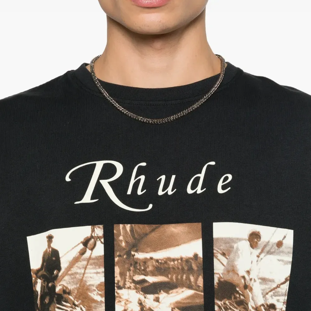 Футболка с графичным принтом