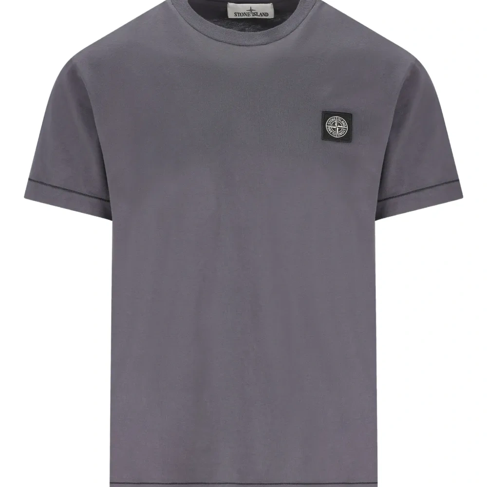 Футболка с нашивкой