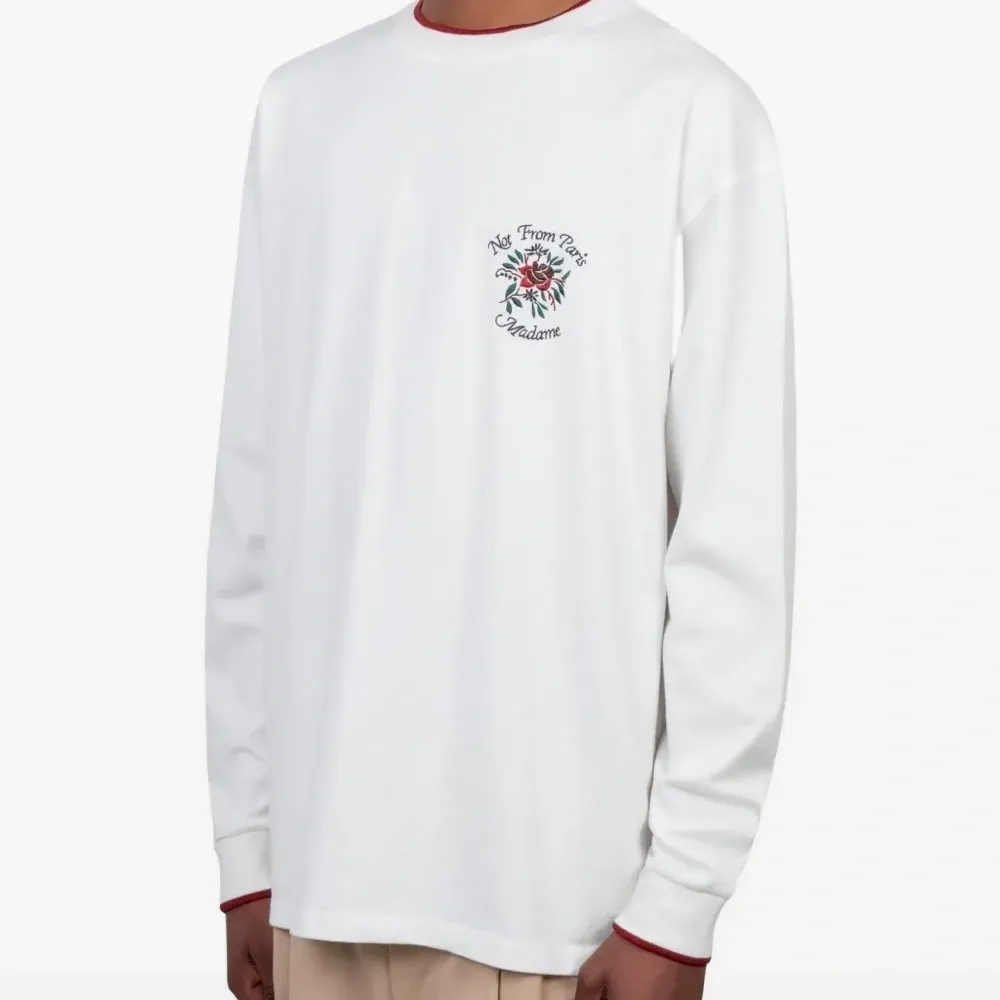 Футболка с длинными рукавами