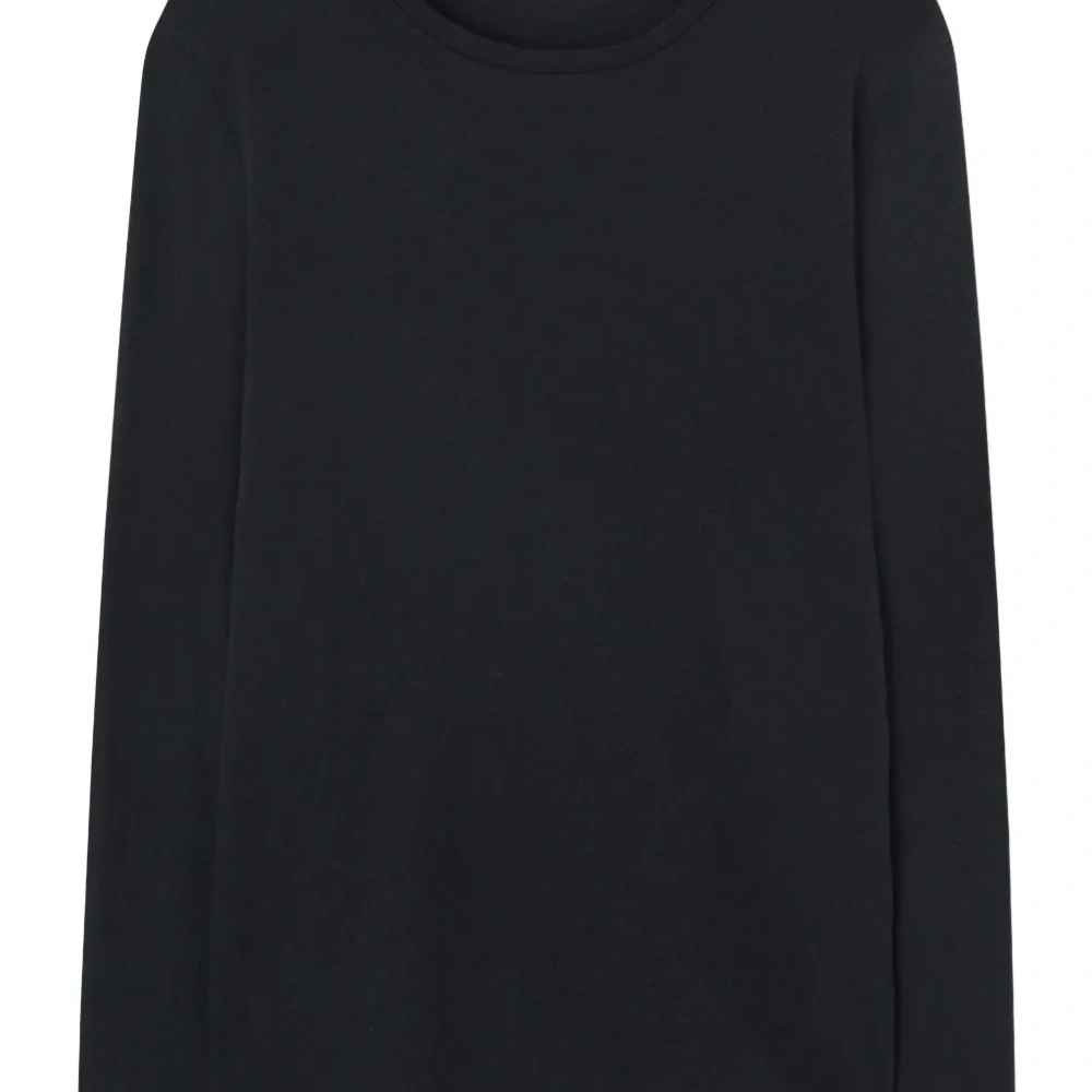 Футболка с длинными рукавами и круглым вырезом