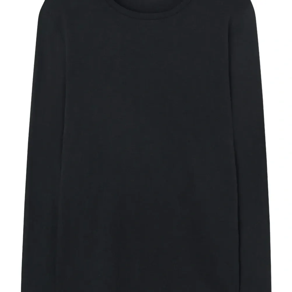 Футболка с длинными рукавами и круглым вырезом