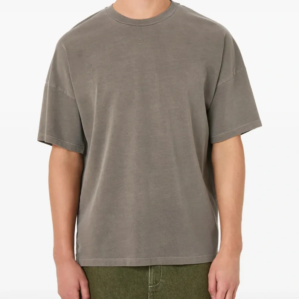 Футболка с круглым вырезом