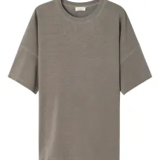 Футболка с круглым вырезом