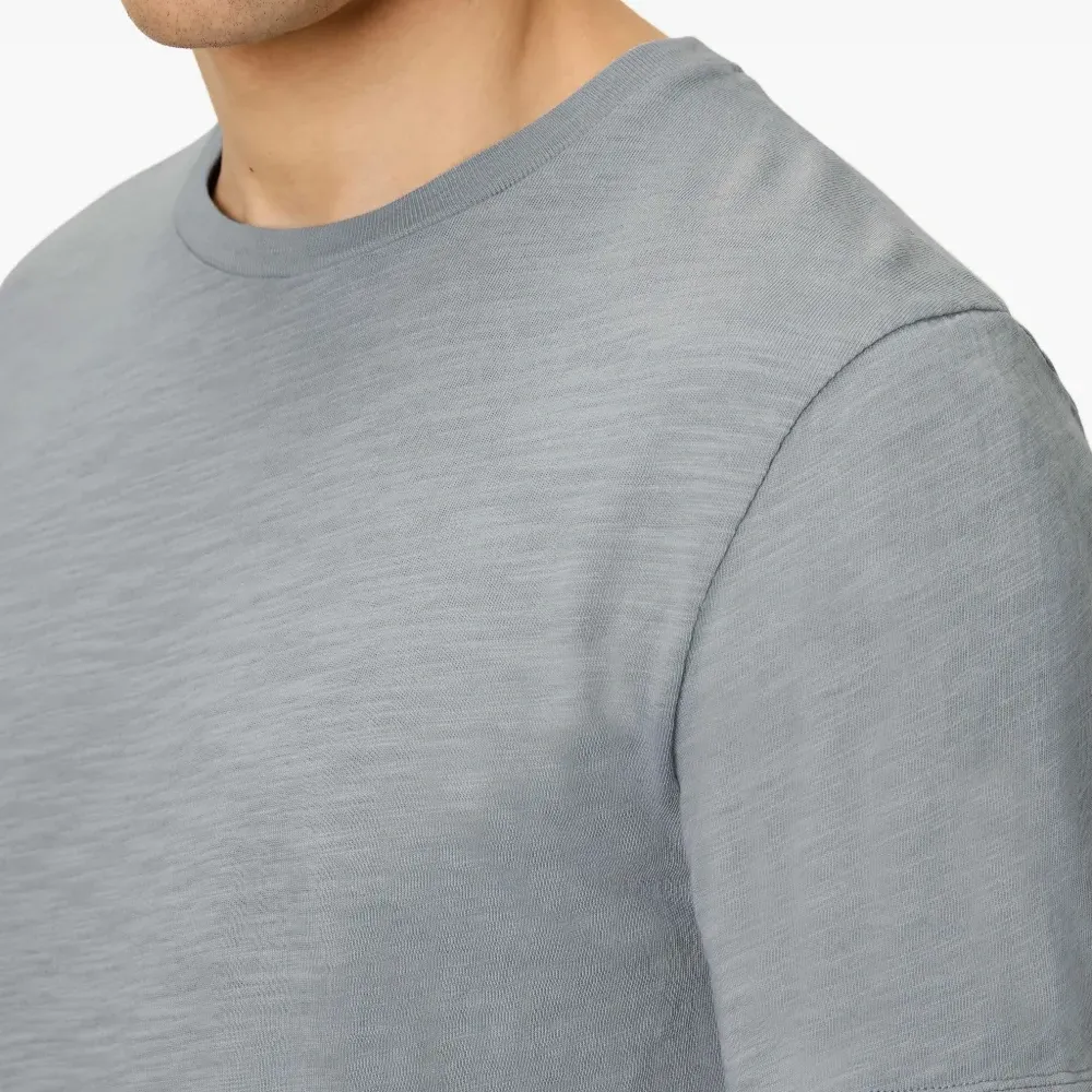 Футболка с круглым вырезом