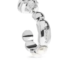 Серьга в виде черепа