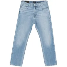 Современные хлопковые джинсы