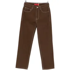 Джинсы с контрастной прострочкой