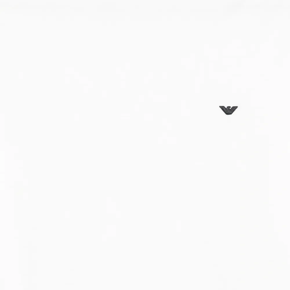 Футболка с длинными рукавами и логотипом