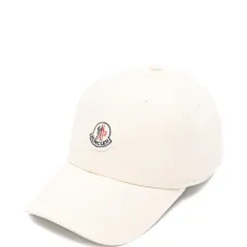 Бейсболка с нашивкой-логотипом