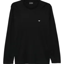 Футболка с вышитым логотипом