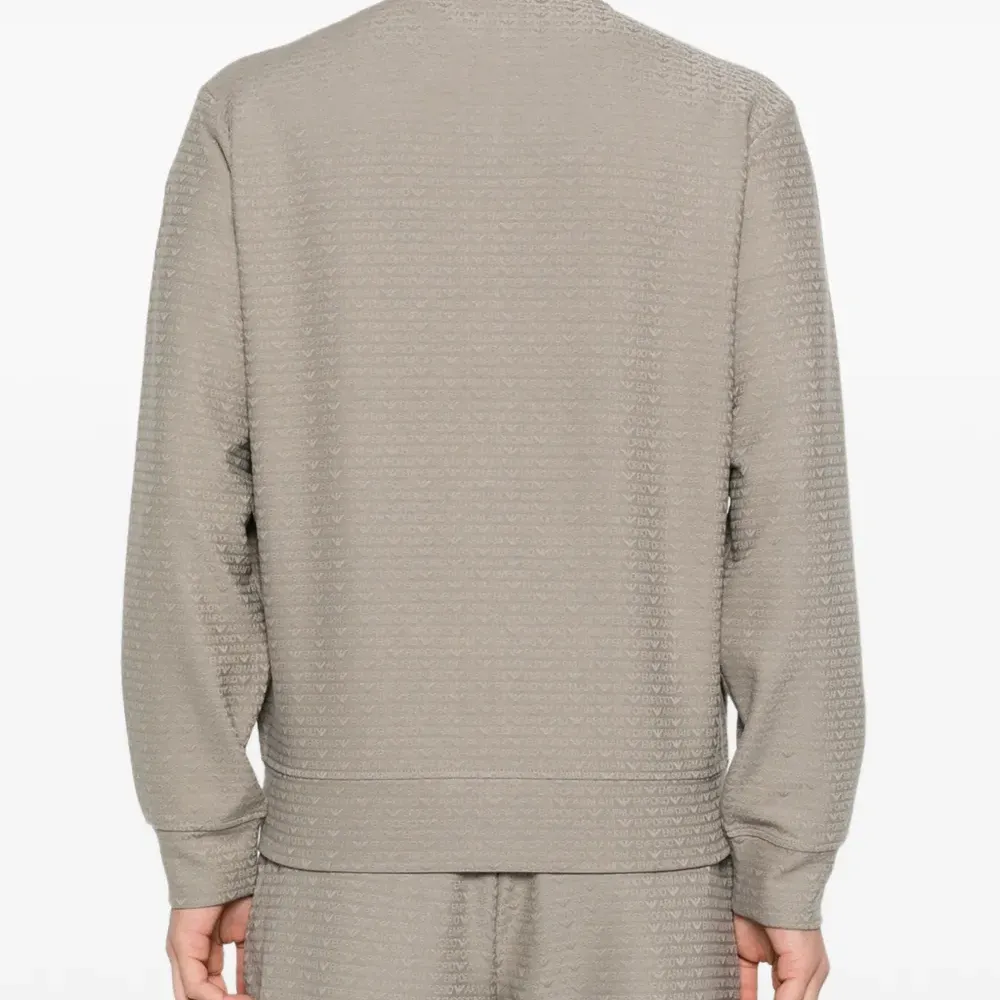 Текстурированный свитшот на молнии