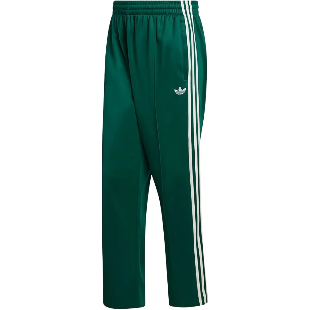 Спортивные брюки с лампасами