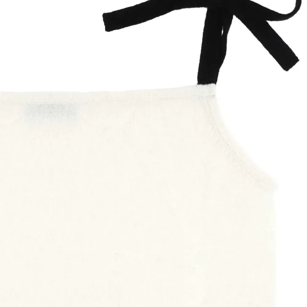 Топ с двумя бантами