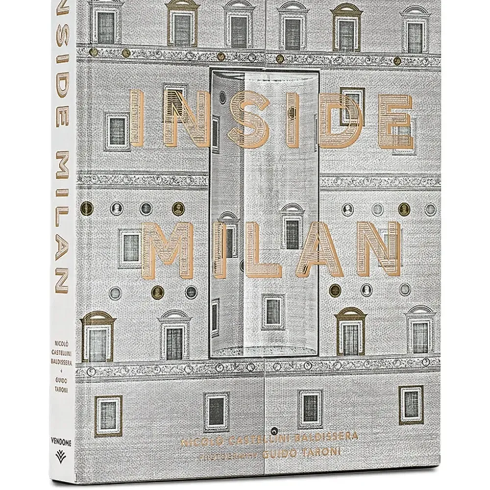 Книга «Внутри Милана»