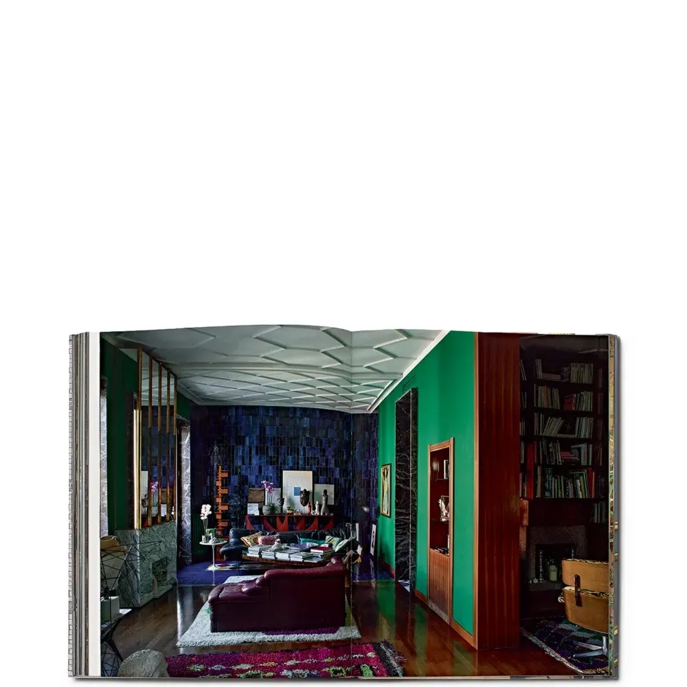 Книга «Внутри Милана»