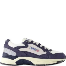 Кроссовки Hyperway на плоской подошве с круглым носком