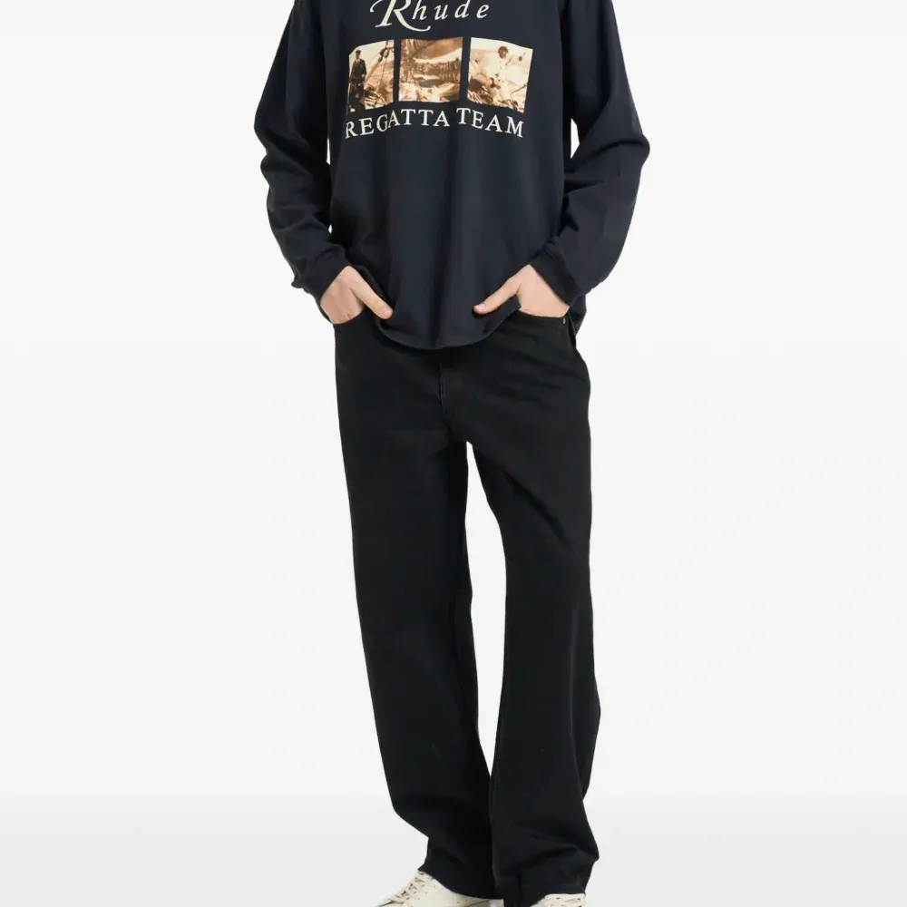 Футболка с надписью "Regatta Team"