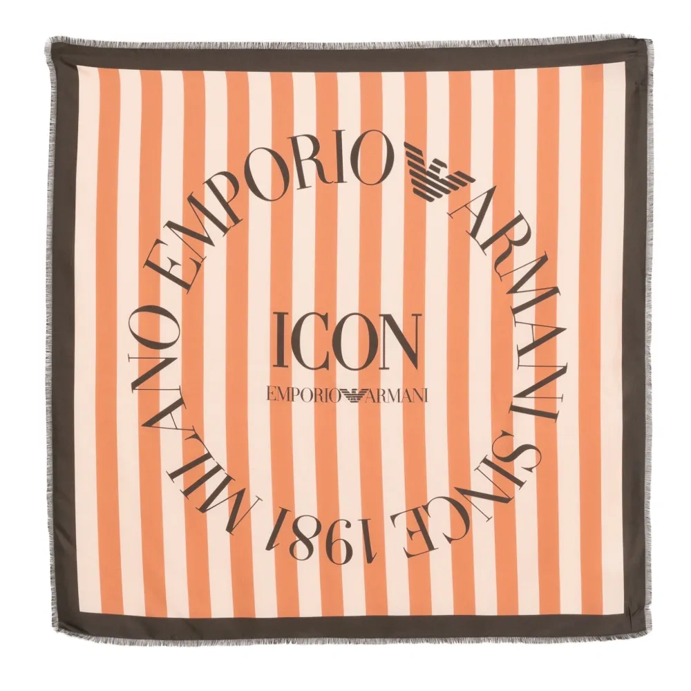 Полосатый шарф с бахромой Полосатый шарф с бахромой