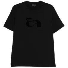 Черная футболка Черная футболка