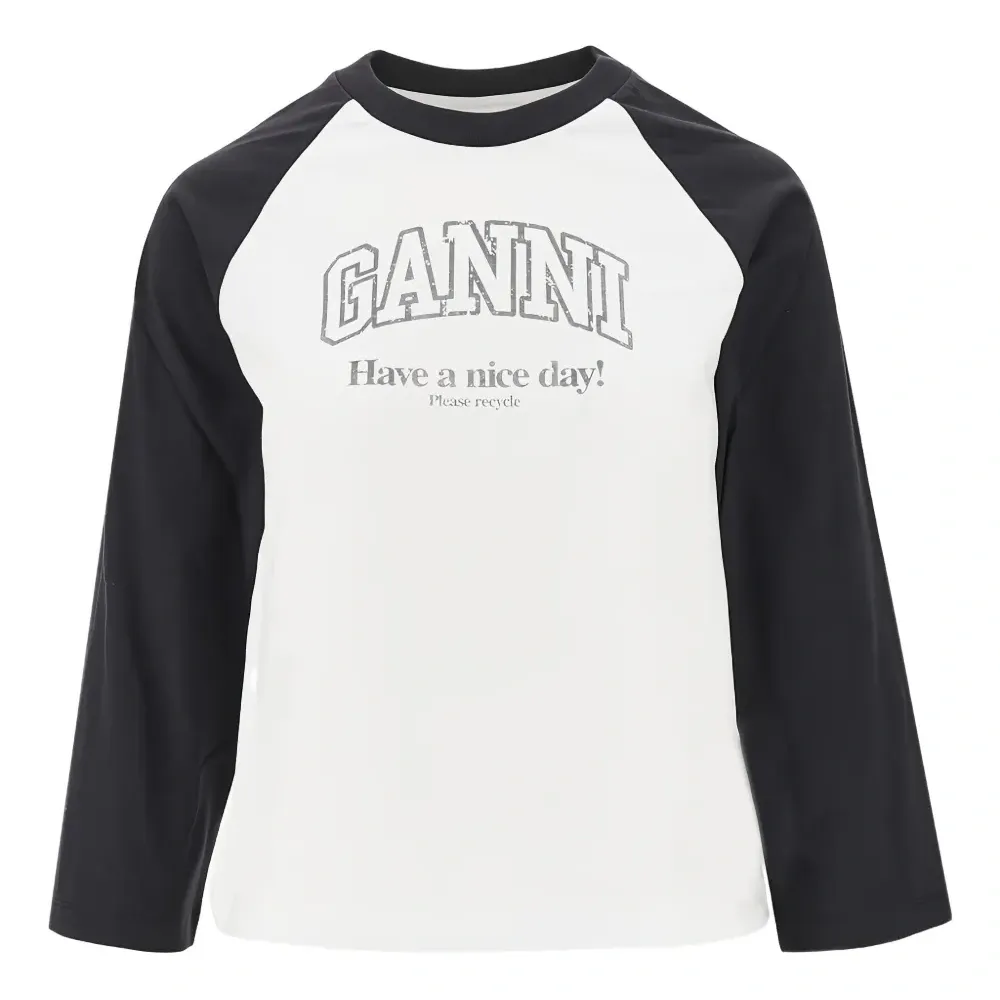 Футболка с длинными рукавами