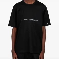 Футболка с логотипом