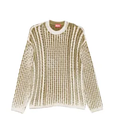Полосатый свитер