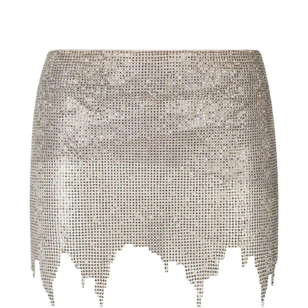 Украшенная асимметричная юбка