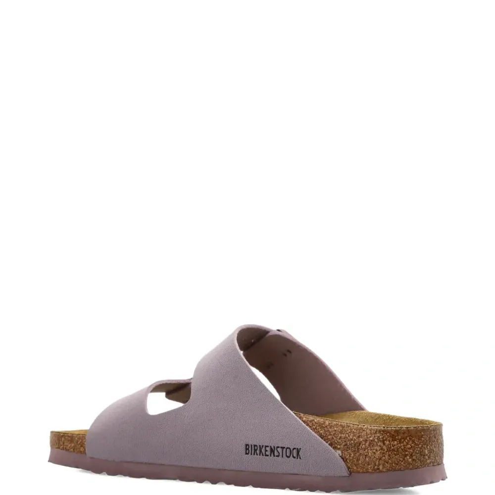 Сандалии Arizona с ремешками и пряжками