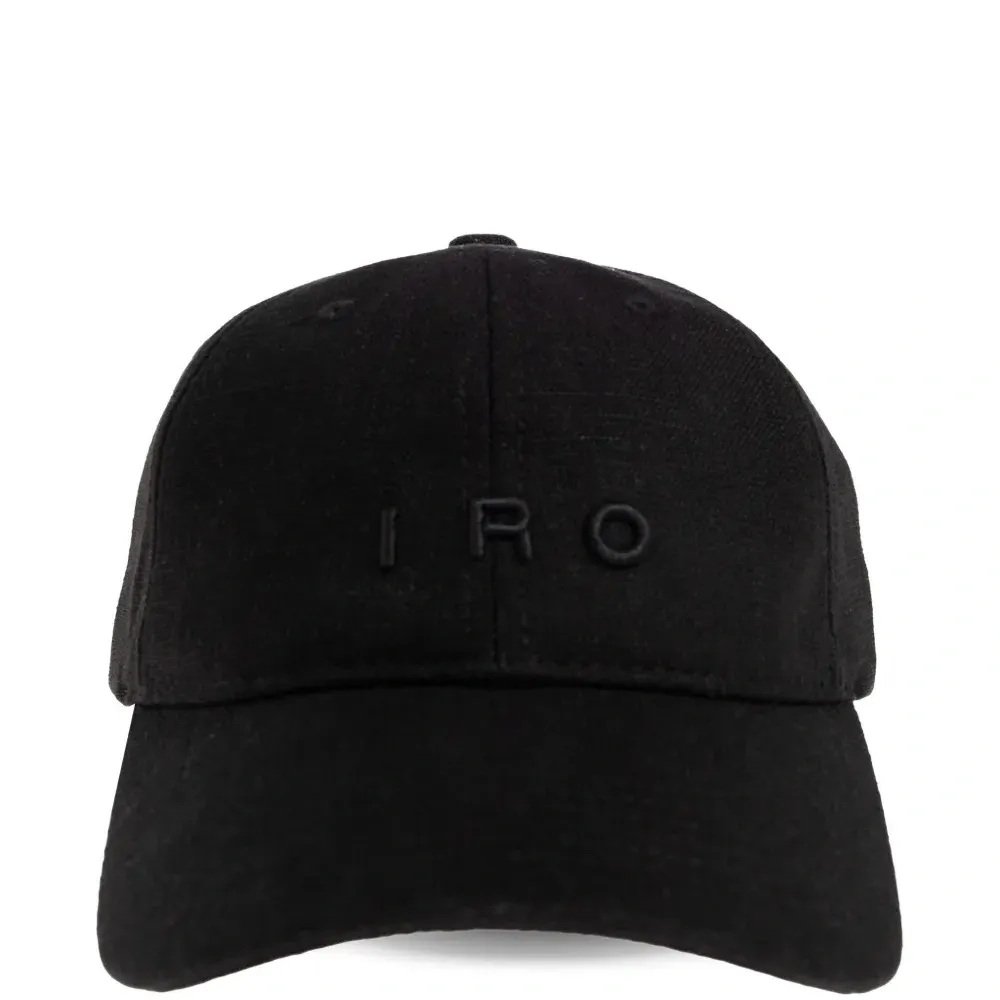 Бейсболка с логотипом