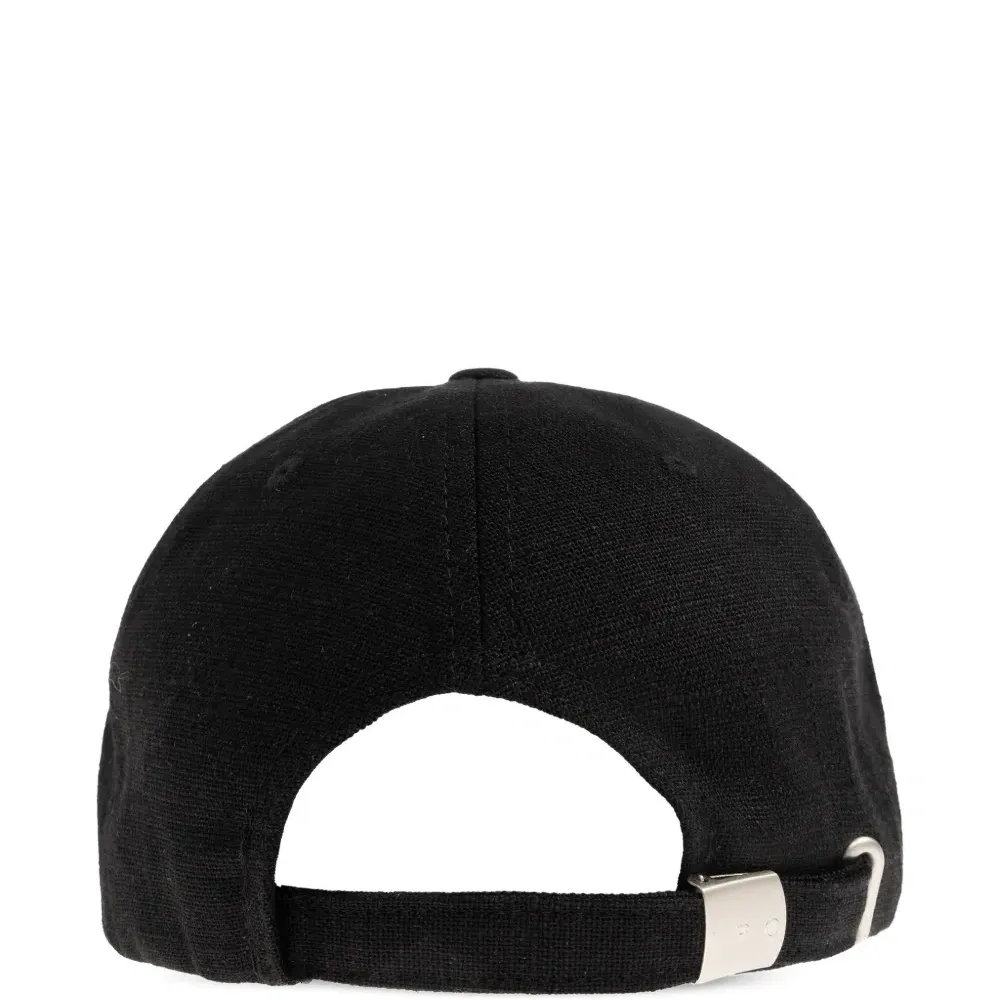 Бейсболка с логотипом