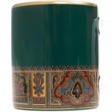 Кружка с отделкой в стиле "пейсли"