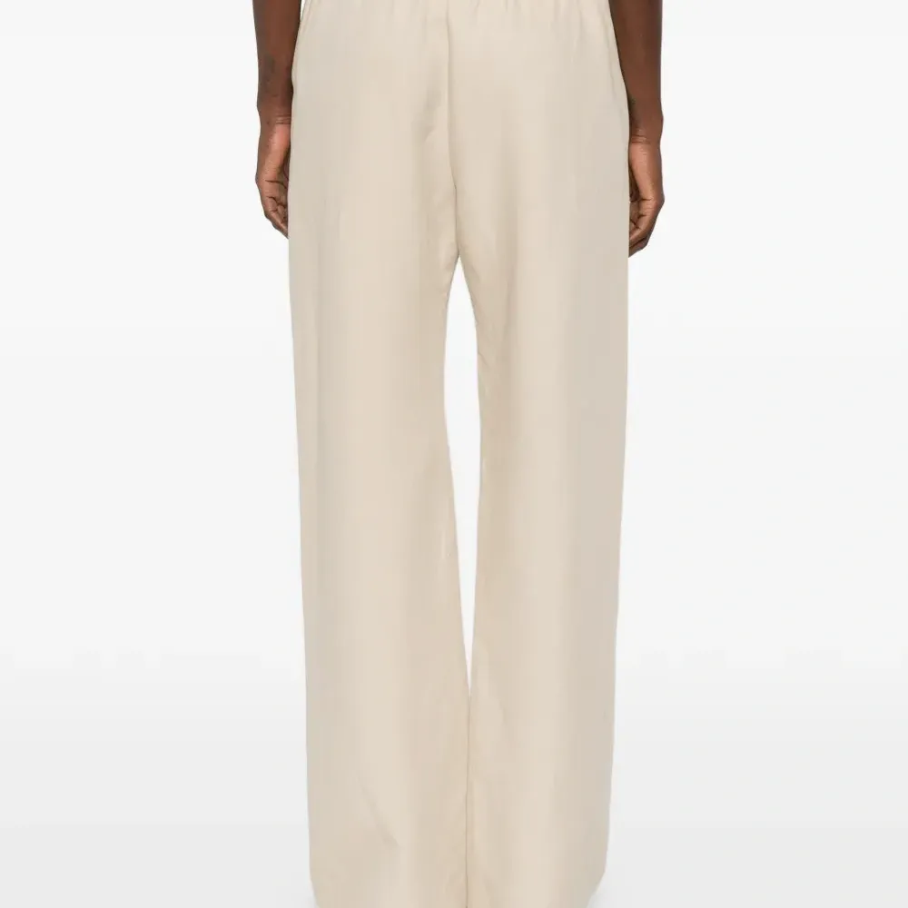 Брюки из саржи на резинке Брюки из саржи на резинке