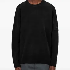 Свитшот с круглым вырезом и нашивкой-логотипом